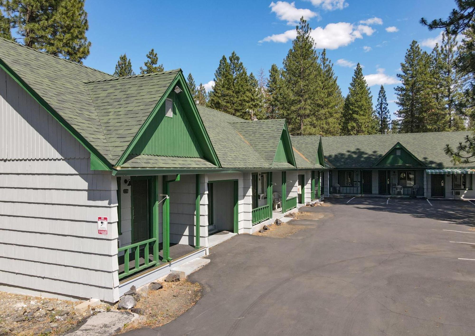Green Gables Motel & Suites Burney 외부 사진