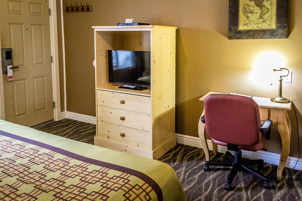 Green Gables Motel & Suites Burney 외부 사진