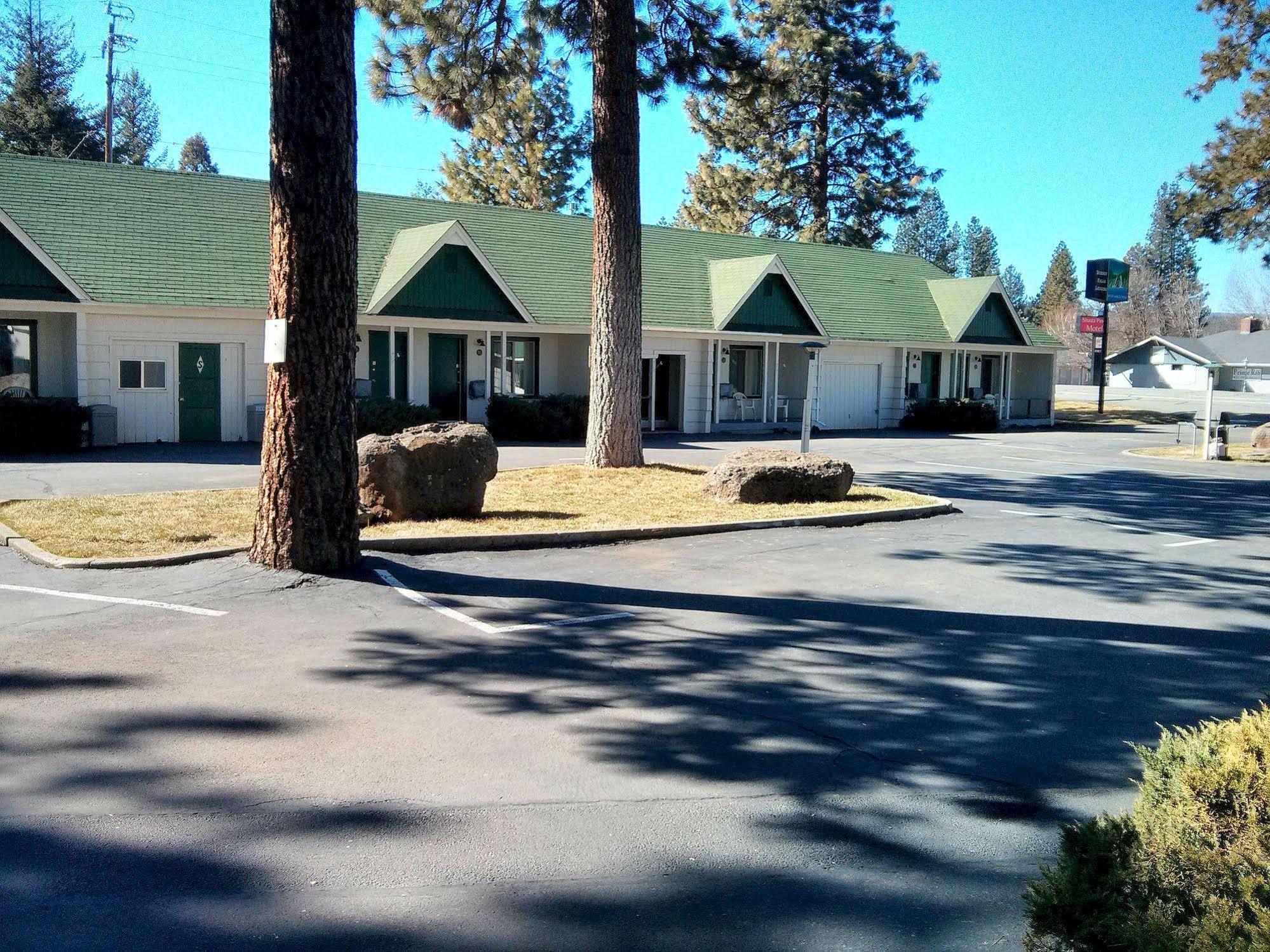 Green Gables Motel & Suites Burney 외부 사진