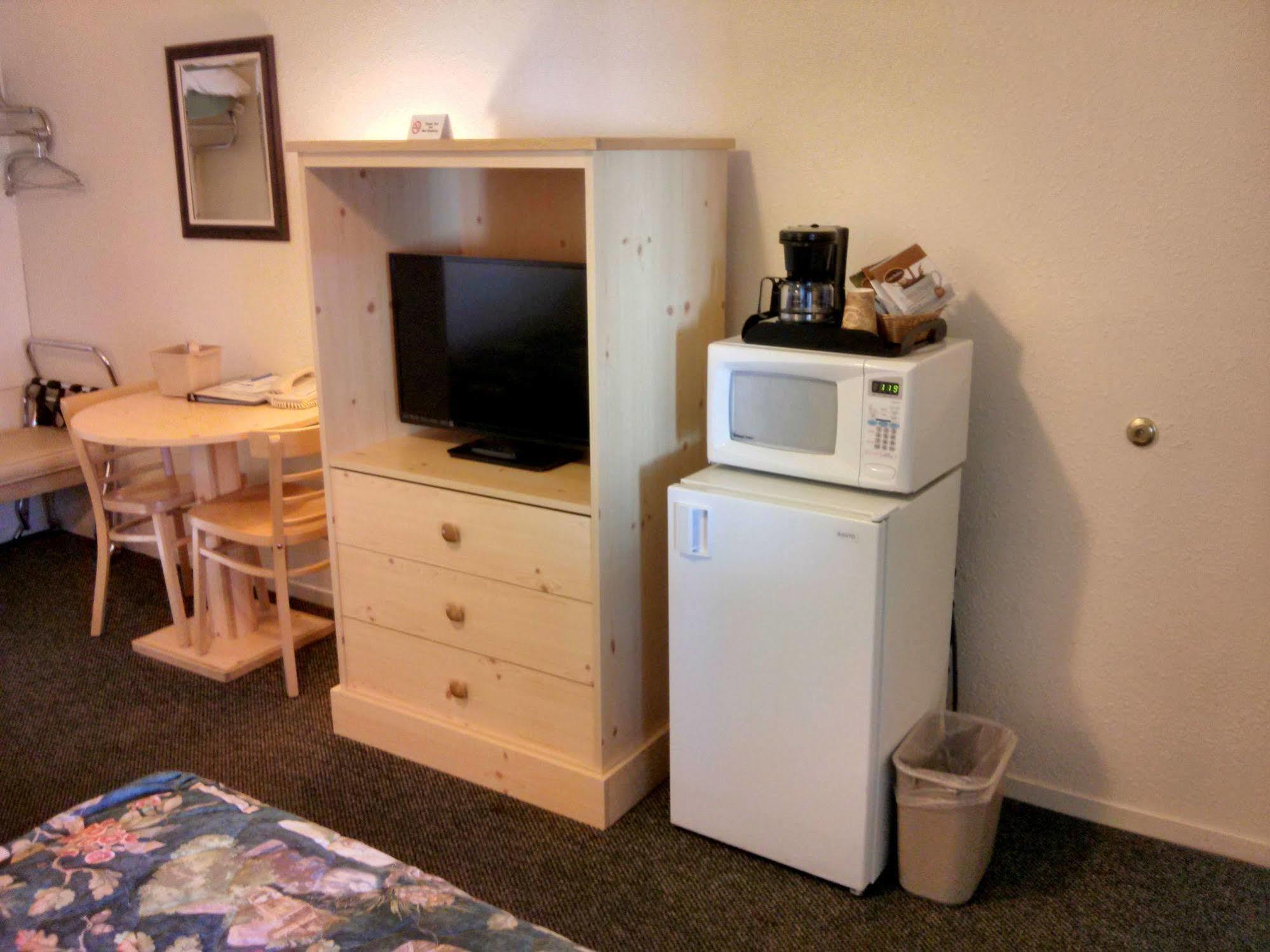 Green Gables Motel & Suites Burney 외부 사진