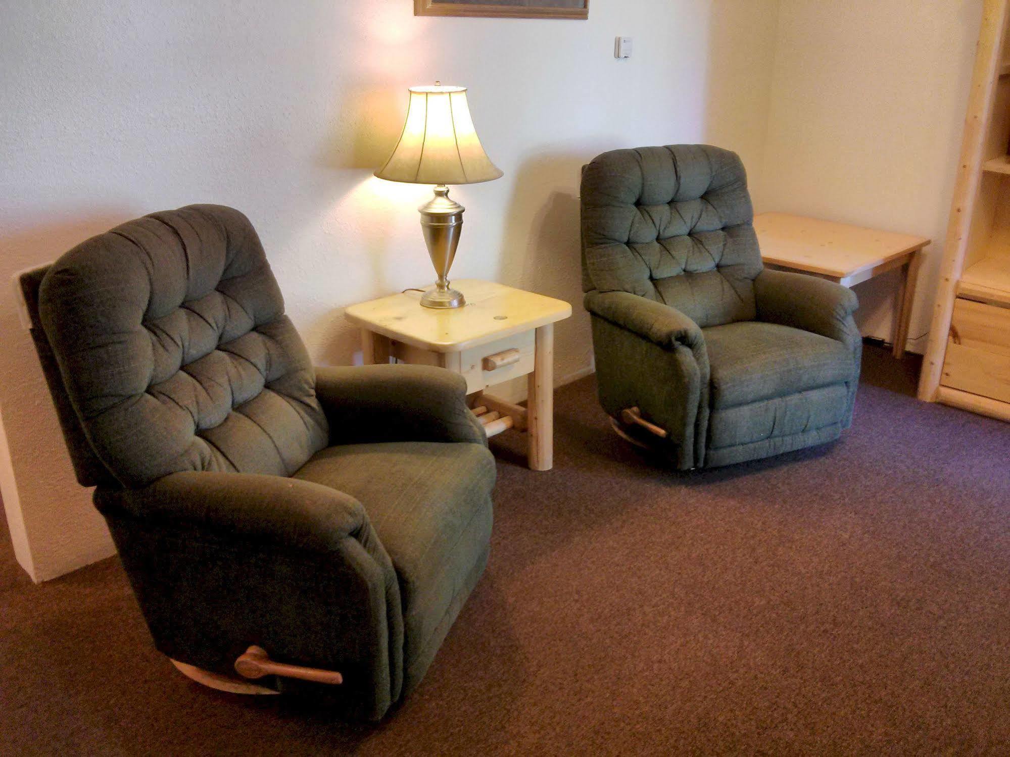 Green Gables Motel & Suites Burney 외부 사진