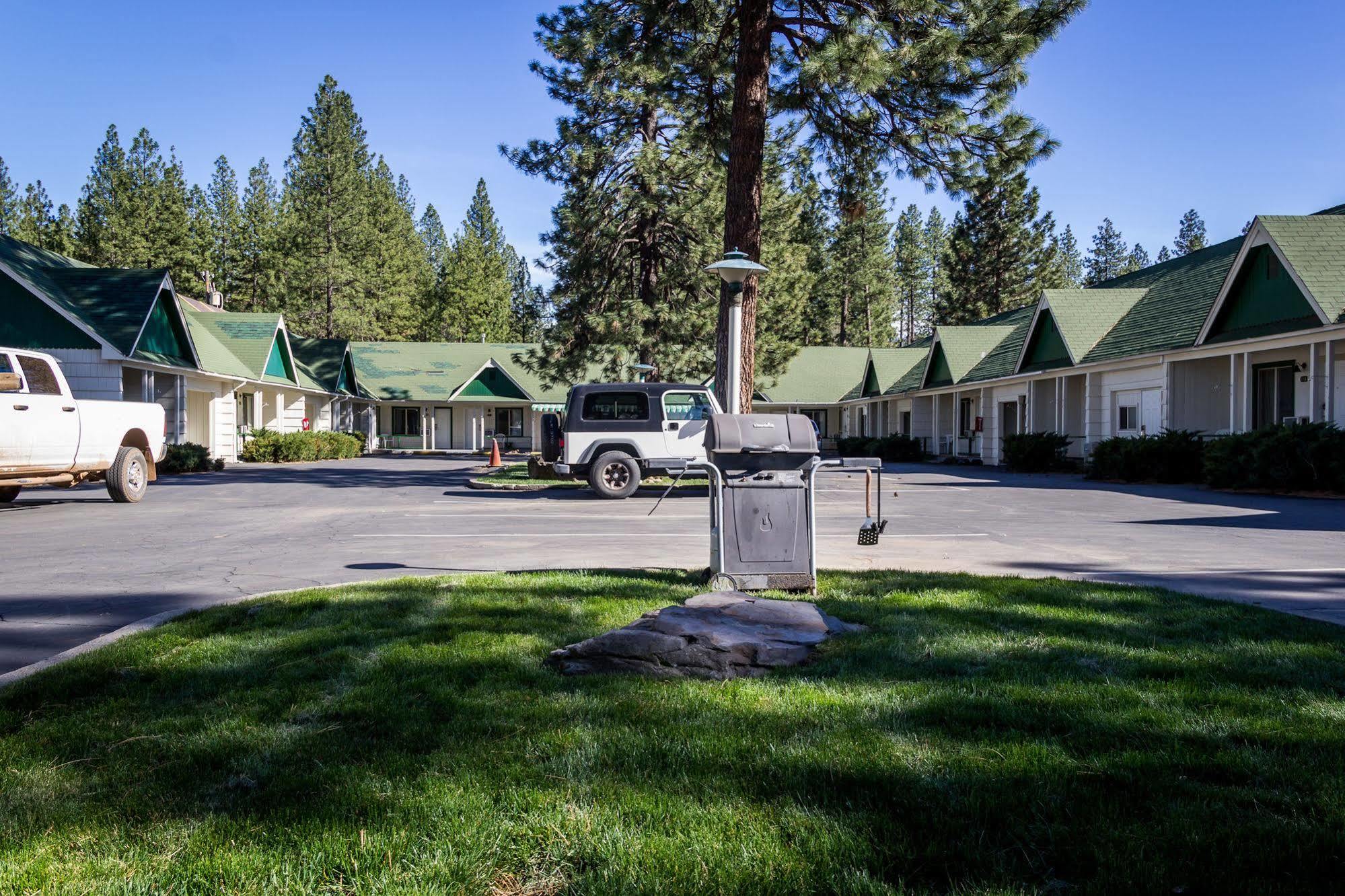 Green Gables Motel & Suites Burney 외부 사진